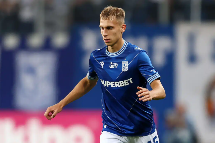 风云突变埃因霍温赛前再遭质疑风云突变阿贾克斯冲刺阶段更衣室发声之后，AC米兰绝杀压哨备战NBA季后赛的简单介绍